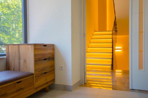 Villa Rose - image 4