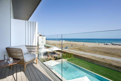 Erkély/terasz, Hotel Boutique dONNA 4* Superior in Castelldefels