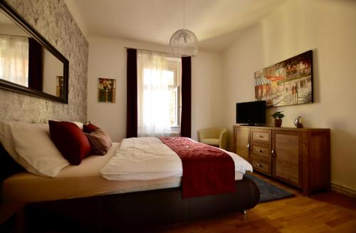 Beautiful Apartments in Prague - image 12
