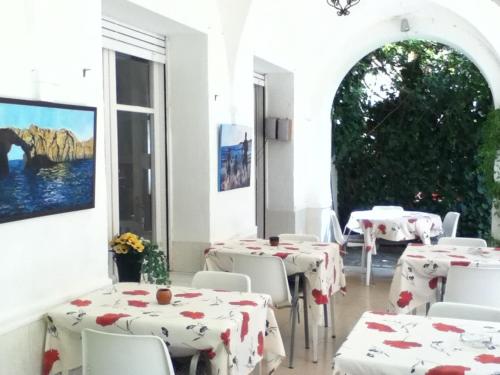 Létesítmények, Hotel Comodoro in Portbou