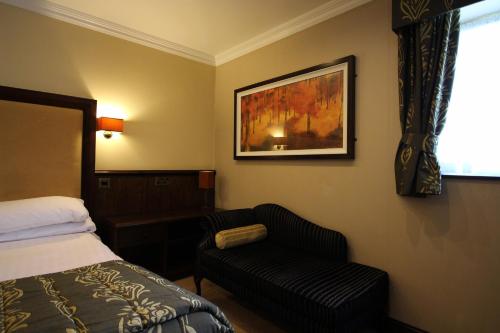 Best Western Plus Pastures Hotel