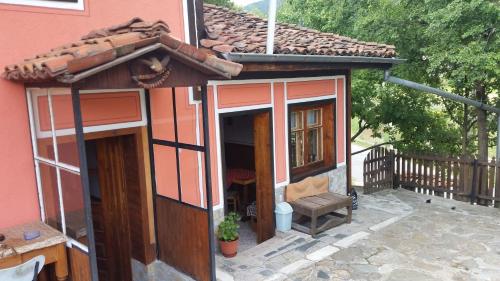 Mechta Guest House - image 6