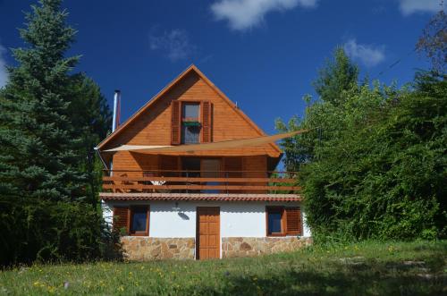 Ozgida Nyaralohaz in Zebegeny