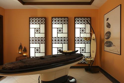 Rodos Park Suites & Spa - image 6