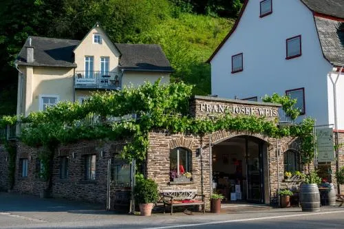 Ferienwohnung Weis in Zell Mosel, Deutschland