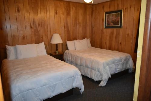 Pioneer Cabins Cherokee - image 4