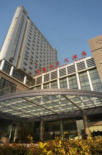 find hotels in longyuan zhonglu chuangye yitiao jie, nanjing