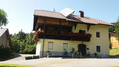 idyllischer Landhof Bär Nähe Millstättersee Ferienwohnung mit Balkon in Fresach, Österreich