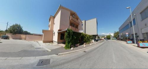 Motel Han - image 6