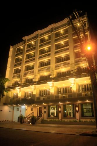 Herald Suites Polaris, Manila