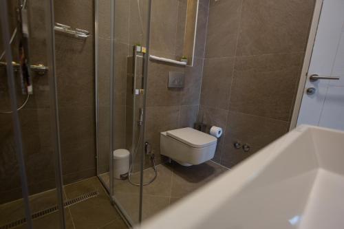 Villa Rose - image 3