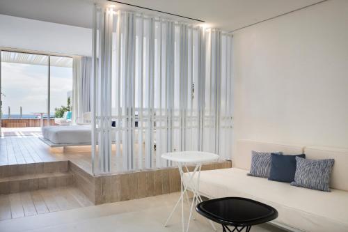 Mykonos Dove Beachfront Hotel - image 13