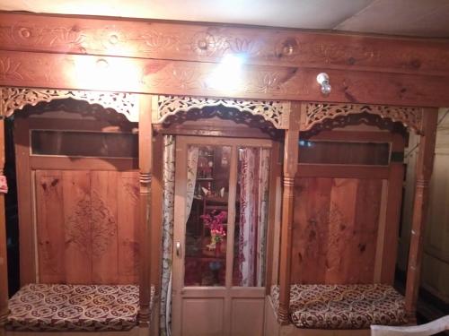 New Bombay Heritage Group Of Houseboats – Srinagar, PA
