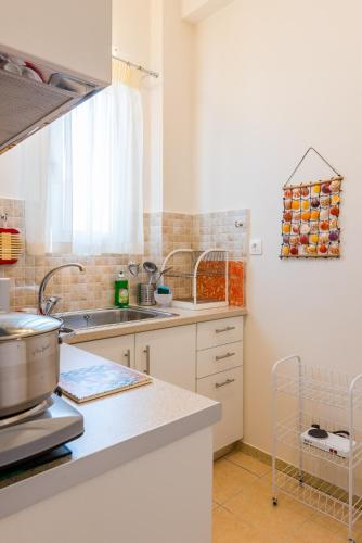 Charmy Petit Flat in Athens - main image