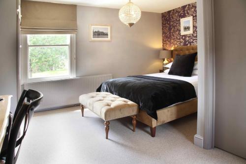 Flower Pot Hotel - main image