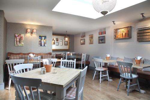 Flower Pot Hotel - image 8