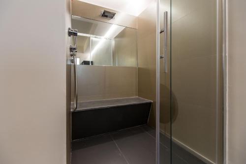 The Boutique Napoli Suite - image 11