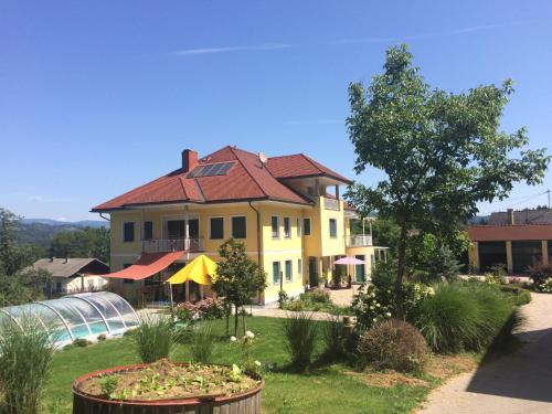 Ferienwohnung am Bauernhof Straßonig vulgo Hornis