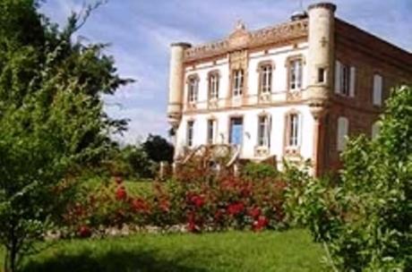 Château Lagaillarde - Accommodation - Thil