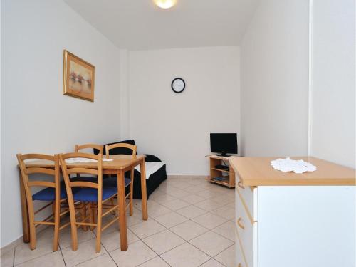  Two-Bedroom Apartment in Sv.Petar in Krmčina