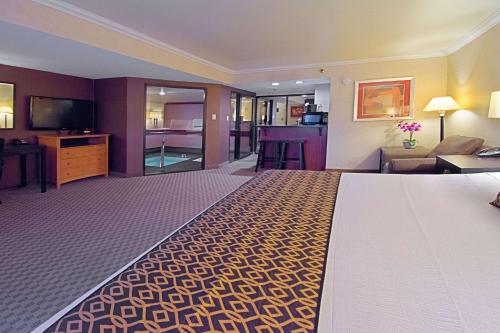 Best Western Yuma Mall Hotel & Suites in يوما