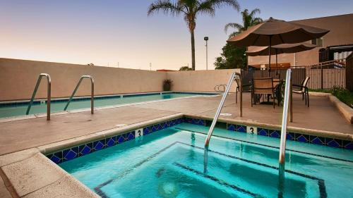 Best Western Los Alamitos Inn & Suites