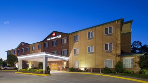 Best Western Plus Des Moines West Inn And Suites