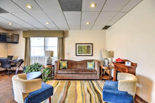 SureStay Hotel by Best Western Ottawa - image 2