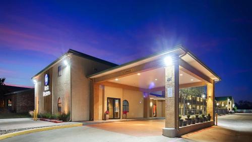 Best Western Cedar Inn - Accommodation - Cedar Park