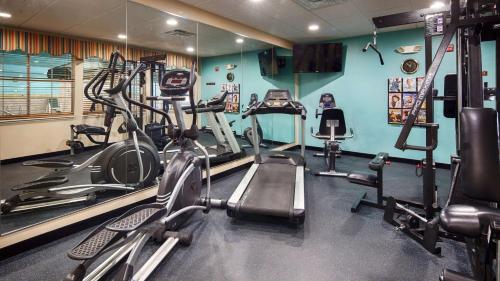 Best Western Plus Monahans Inn and Suites - image 2