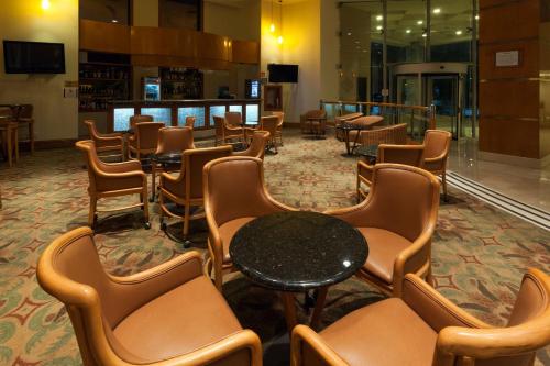 Bar/ Salón, Best Western Plus Nuevo Laredo Inn & Suites in Nuevo Laredo