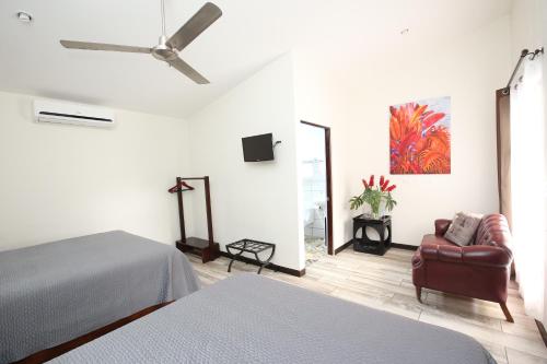 Casa Maria Aeropuerto B&B in Cacique