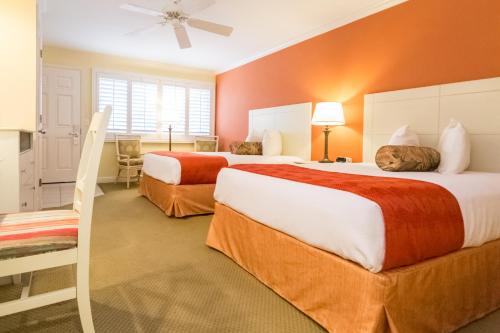 Standard Double Room with Two Double Beds