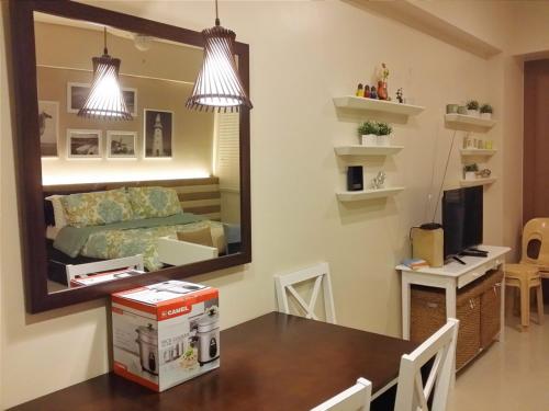 Palm Tree Condos across NAIA3 by Beth Palm Tree Condos across NAIA3 by Beth