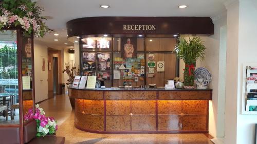 ロビー, ダイナスティ イン コタ バール (Dynasty Inn Kota Bharu) in コタ バル センター