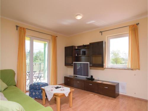  Apartment Pula 2 in Ivaničići