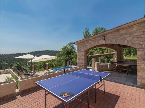  Three-Bedroom Holiday Home in Klenovscak in Klenovšćak