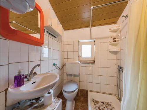  One-Bedroom Holiday Home in Baderna in Baderna