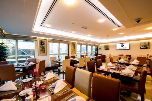 Grand Mercure Majlis Residences - Restaurant