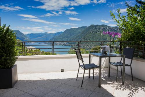 Suite with Lake View and Terrace image 8
