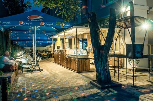 Utvendig, Hotel Karavella Завжди є світло! in Mykolajiv