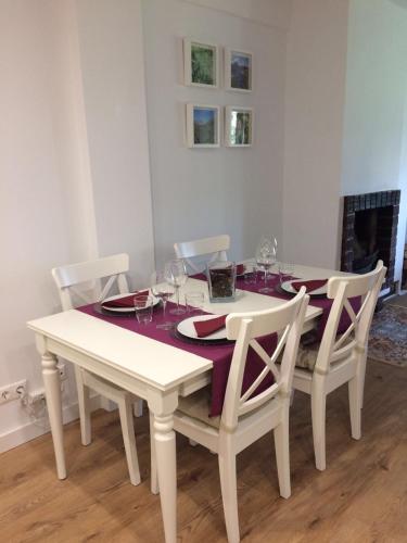  Ventana al Pirineo in Jaca