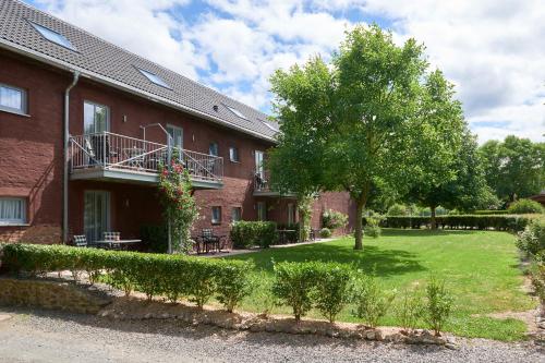 Burg Blens - image 7