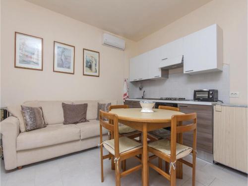  One-Bedroom Apartment in Sorici in Šorići