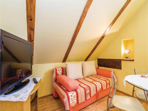  Three-Bedroom Apartment in Delnice in Delnice