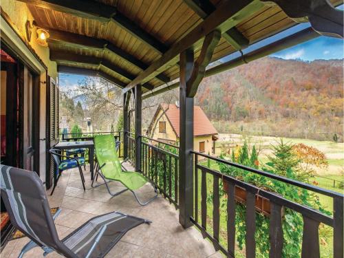 Three-Bedroom Holiday Home in Kuzelj in Kuželj