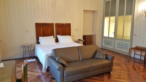 Hotel Roma e Rocca Cavour - image 10