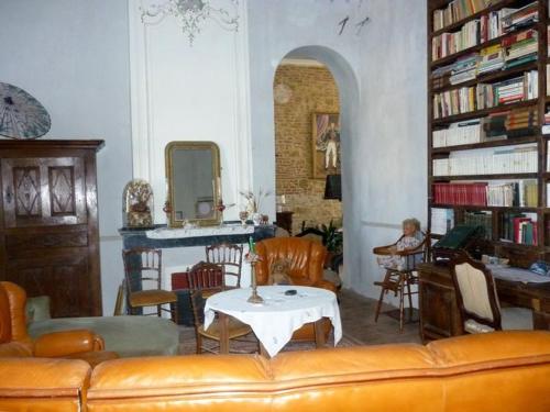 Chateau de Vallegue in Vallegue