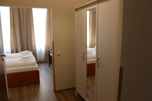 Gallery Hotel SIS