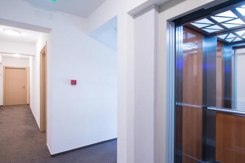 Victoriei City Studios - image 4